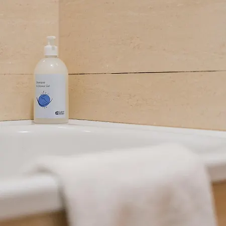 Guestready - Pleasant Hideway In شقة